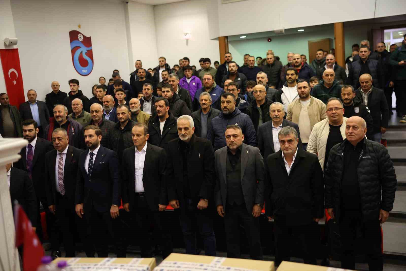 trabzonspor baskani ertugrul dogan amator kuluplere malzeme yardim torenine katildi 1 7NkLNqhh