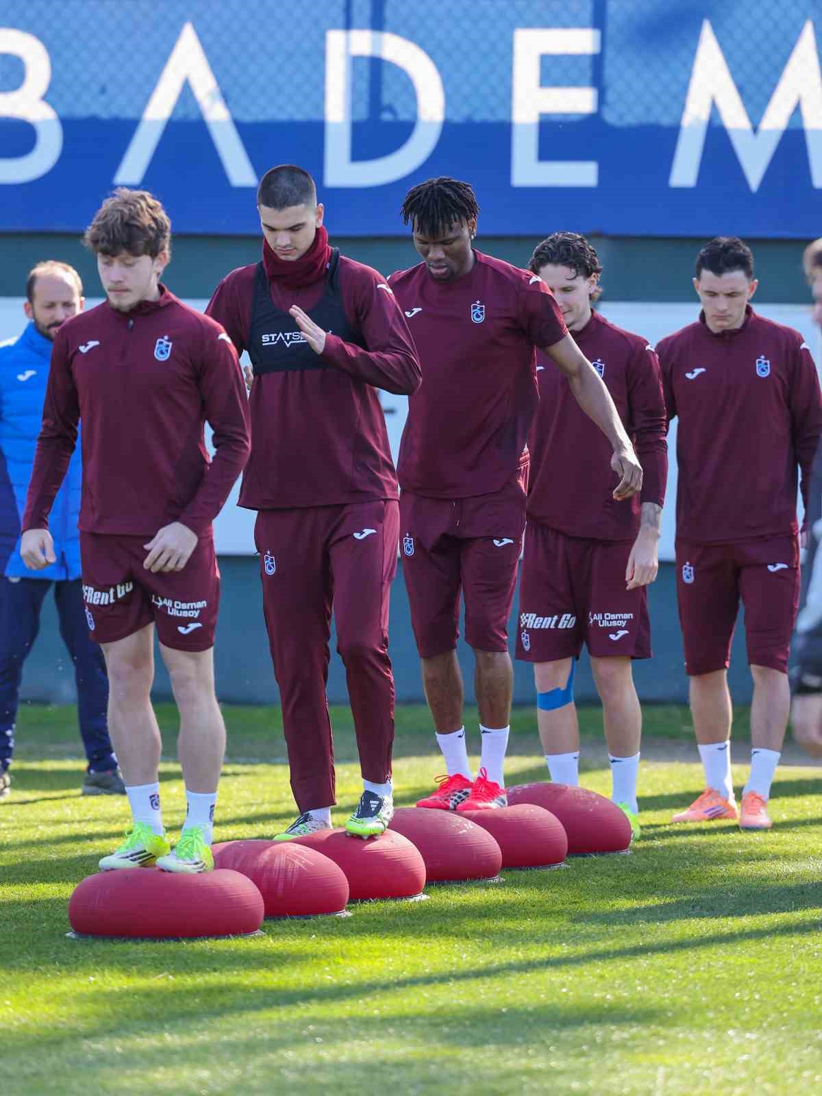 Trabzonspor, Çaykur Rizespor maçı hazırlıklarına başladı 4 trabzonspor caykur rizespor maci hazirliklarina basladi 0 kNcKKr8E