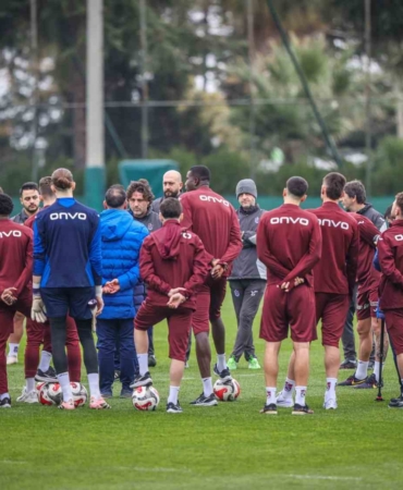 trabzonspor-fatih-tekke-yonetiminde-zirve-yarisinda-EzY7HIjy.jpg