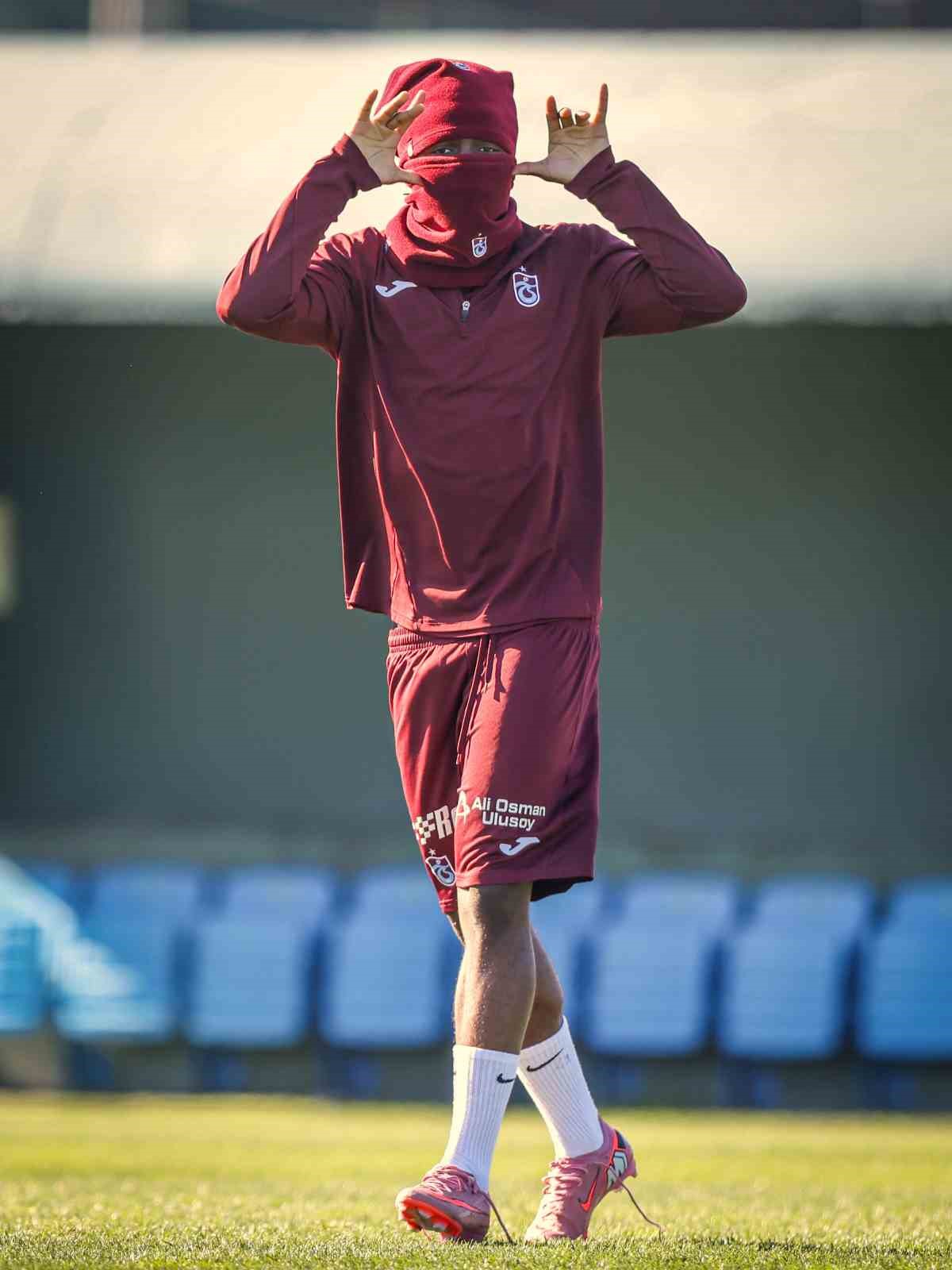 trabzonspor fenerbahce maci hazirliklarini surdurdu 4 SahNC5bn