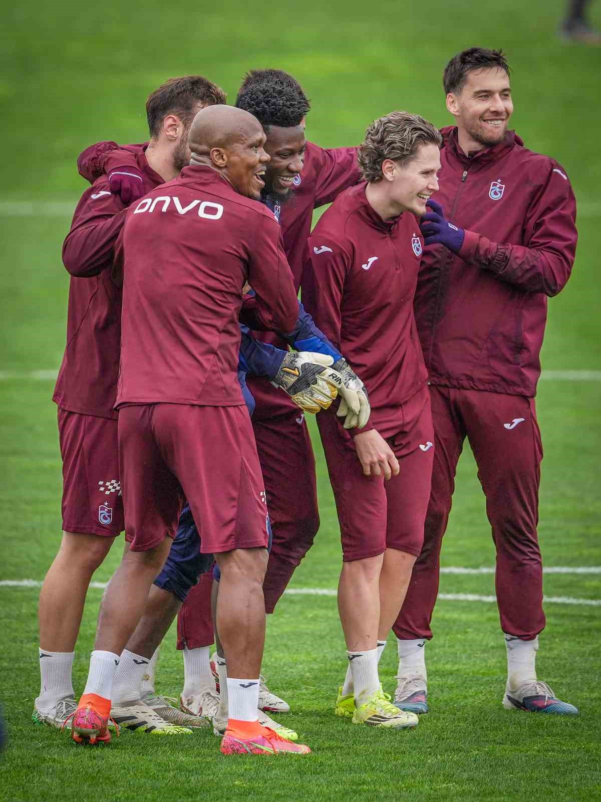 trabzonspor galatasaray maci hazirliklarini surdurdu 2 V4DS1wuu