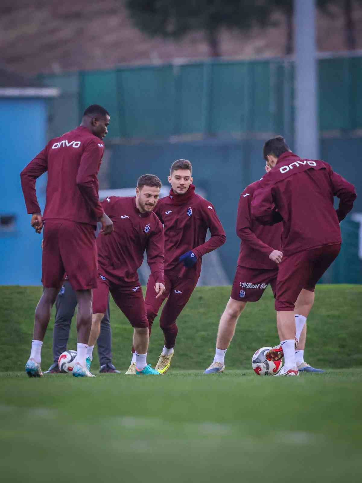 Trabzonspor, Gaziantep FK maçı hazırlıklarına başladı 5 trabzonspor gaziantep fk maci hazirliklarina basladi 1 EsBzr8Cn