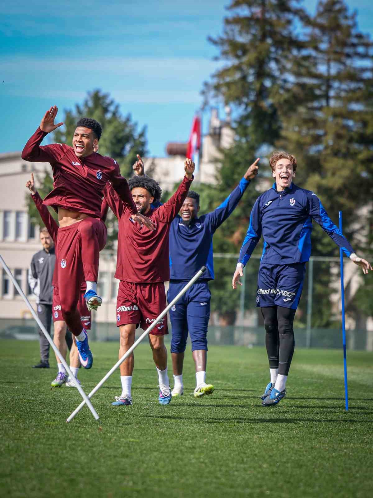 trabzonspor gaziantep fk maci hazirliklarini tamamladi 2 n7QUQVhZ
