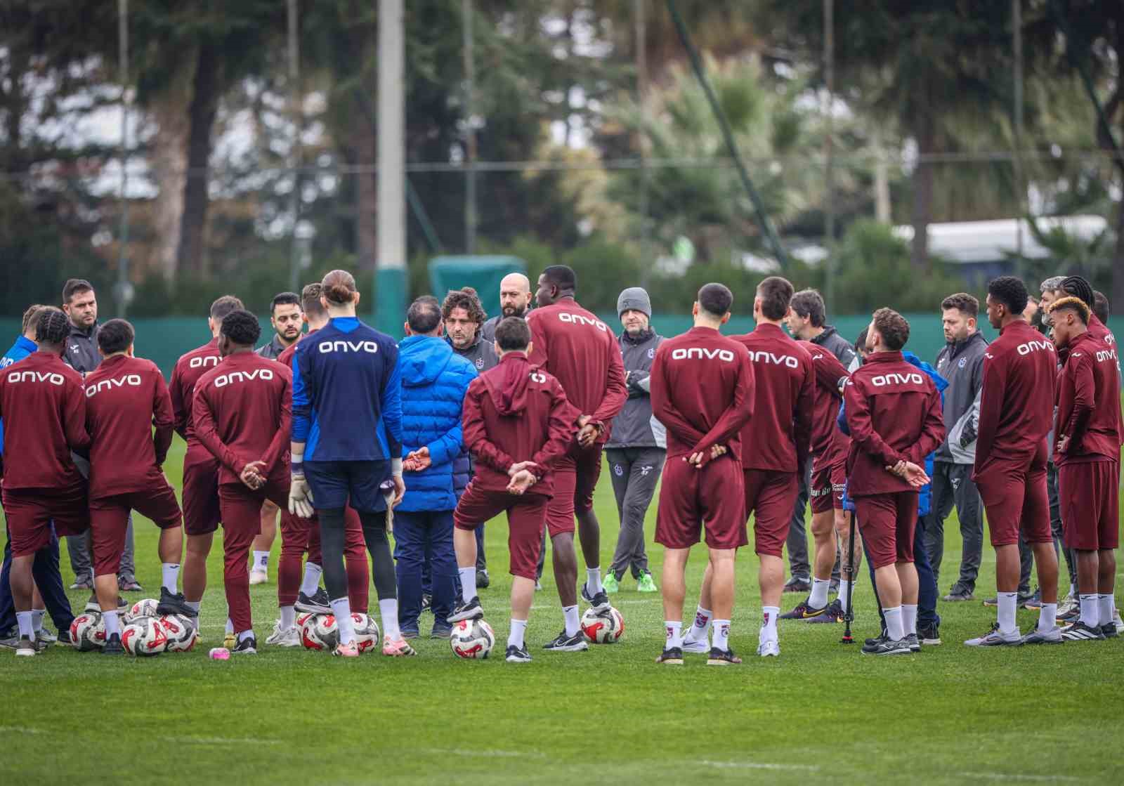 trabzonspor hem ic sahada hem deplasmanda istikrarli 0 cK5NmgIB