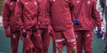 trabzonspor-iceride-ve-disarida-esit-puan-topladi-S1WY3hSS.jpg