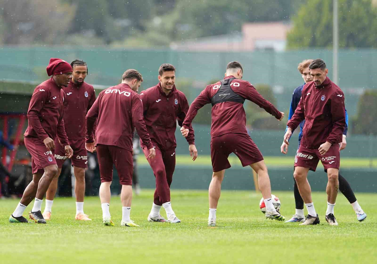 trabzonspor ikinci yarinin en cok puan toplayan takimi 0 EdfKtYh3