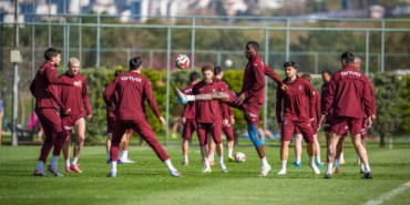 trabzonspor-ile-basaksehir-36-randevuda-jHNamnH9.jpg