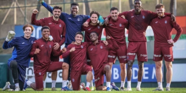 trabzonspor-istanbul-takimlarina-karsi-17-puan-topladi-exlJEqI7.jpg