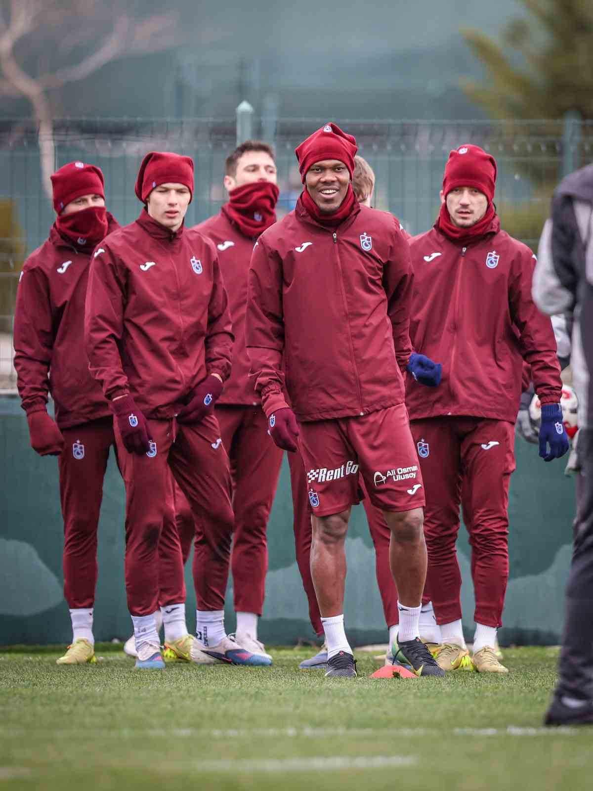 trabzonspor kocaeliye gitti 4 YmWHMi2J