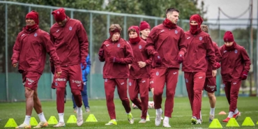 trabzonspor-kupada-basaksehirin-konugu-oluyor-Vd1xHGn2.jpg
