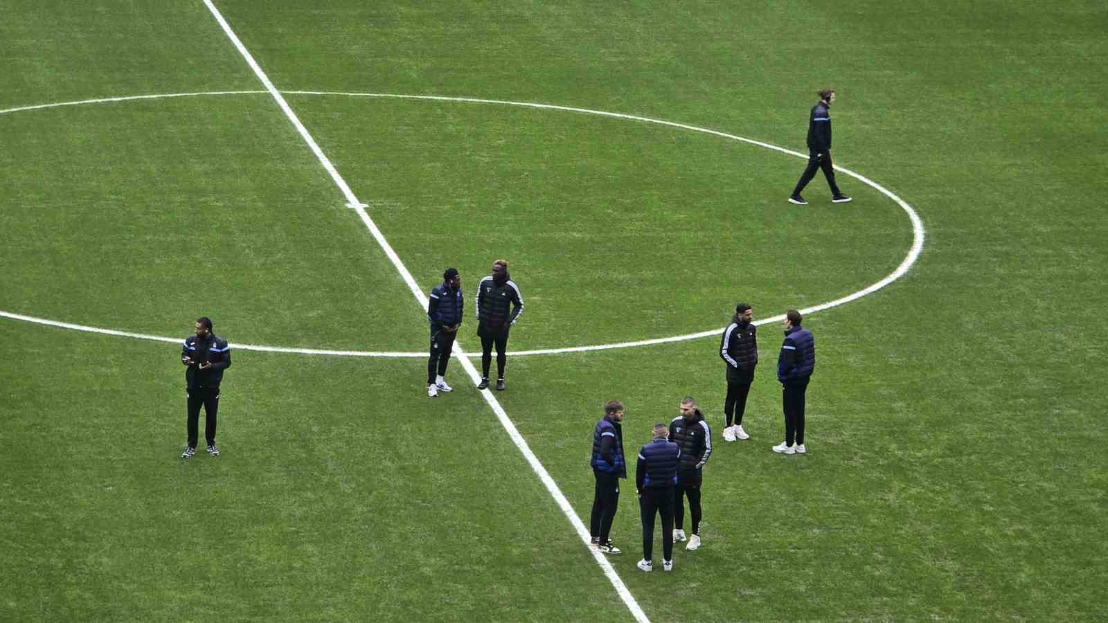 trabzonspor ve kocaelispor stadyuma giris yapti 6 RUmIcOkp