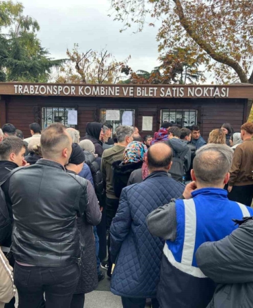trabzonsporda-besiktas-maci-biletleri-satisa-cikti-bfd6iDEL.jpg