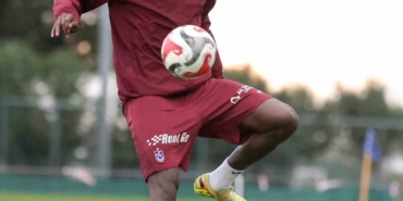 trabzonsporda-onuachu-ikinci-baharini-yasiyor-cPdJ8OqQ.jpg