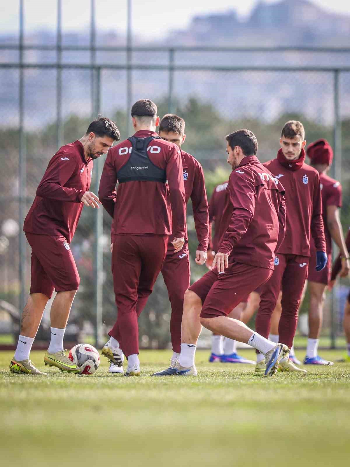 trabzonsporda zubkov samsunspor maci kadrosunda yer almadi 1 NihWis18