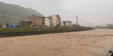 trabzonun-arakli-ilcesinde-siddetli-yagis-g38MGs4t.jpg