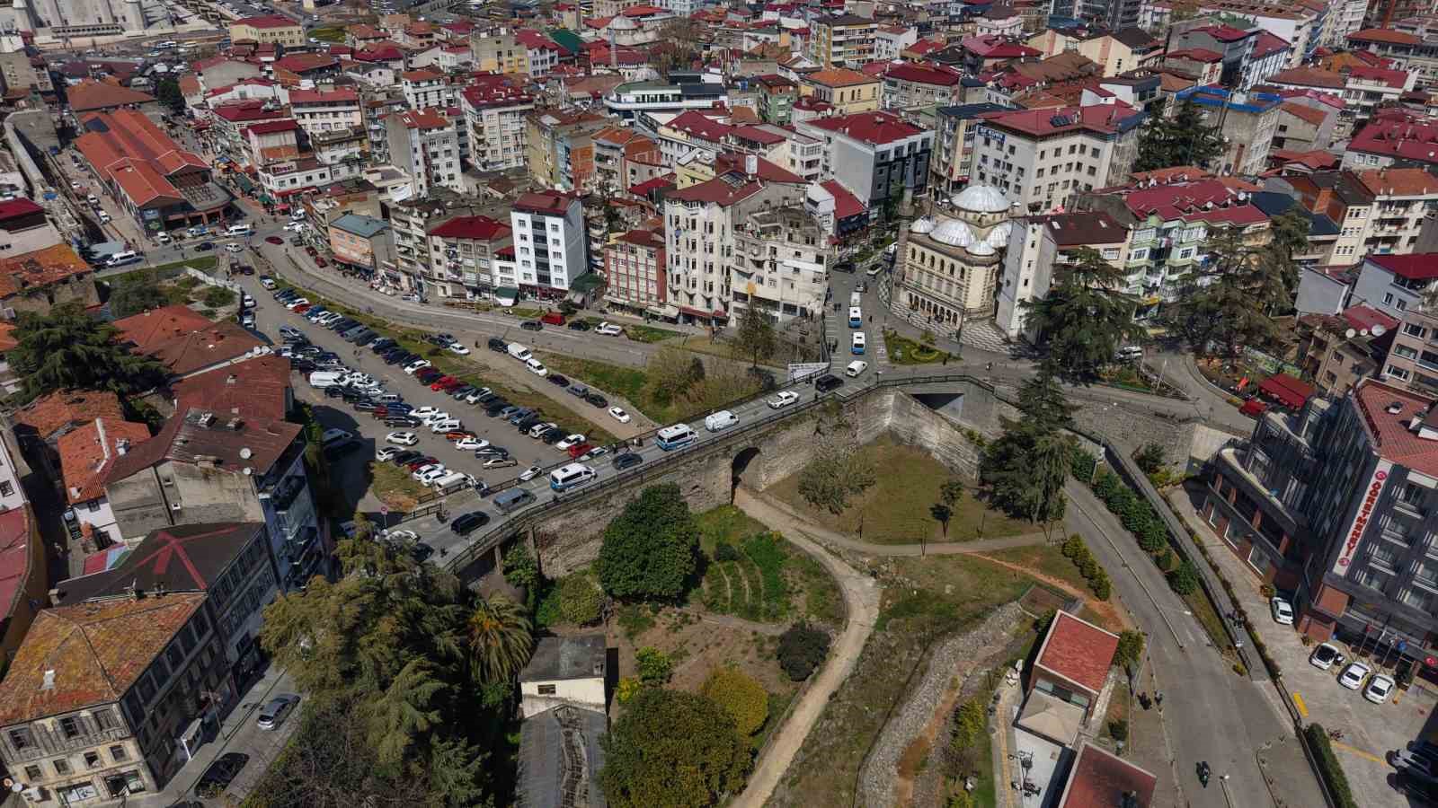 trabzonun simge koprusunde romadan kalan miras incelenecek 3 feNtynP9