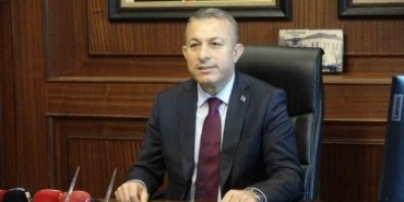 trabzonun-yeni-valisi-tahir-sahin-goreve-basladi-lqPBUW2e.jpg