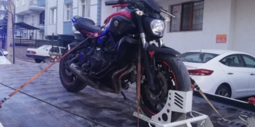 trafigi-tehlikeliye-dusuren-motosikletliye-61-bin-tl-ceza-uygulandi-VBZer9qV.jpg