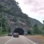 trafigi-tehlikeye-atan-surucuye-44-bin-tl-ceza-kesildi-zpmc7ljd.jpg