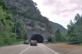 trafigi-tehlikeye-atan-surucuye-44-bin-tl-ceza-kesildi-zpmc7ljd.jpg