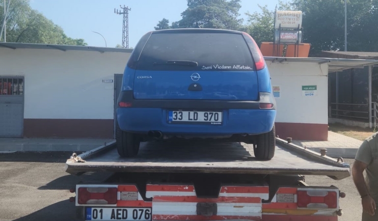 trafigi-tehlikeye-dusuren-surucuye-103-bin-965-tl-ceza-RTSyeT2L.jpg
