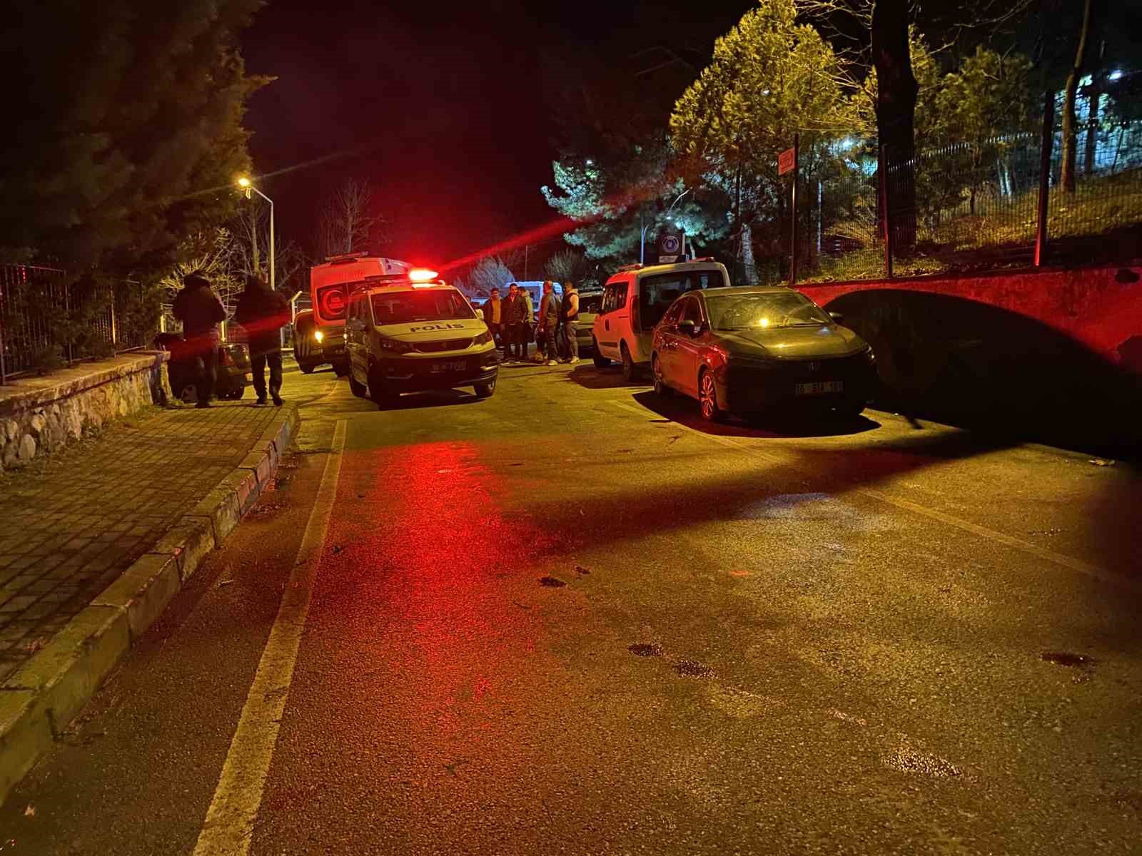 trafik cezasi yuzunden 20 yasindaki arkadasini bicakladi 0 jZOde9nZ