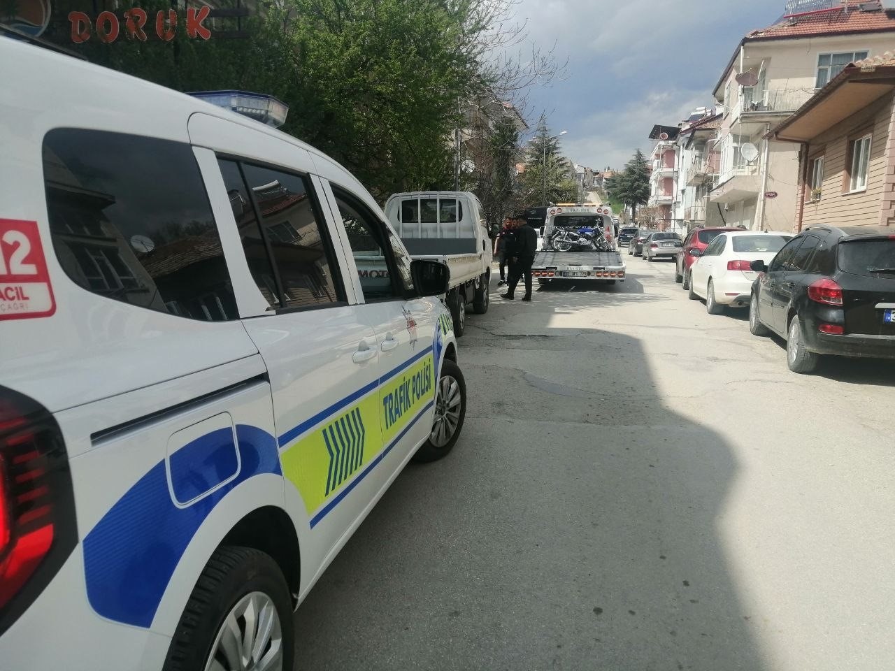 trafik denetiminde 2 motosiklet surucusune 254 bin tl ceza 1 pj7Ehrpp