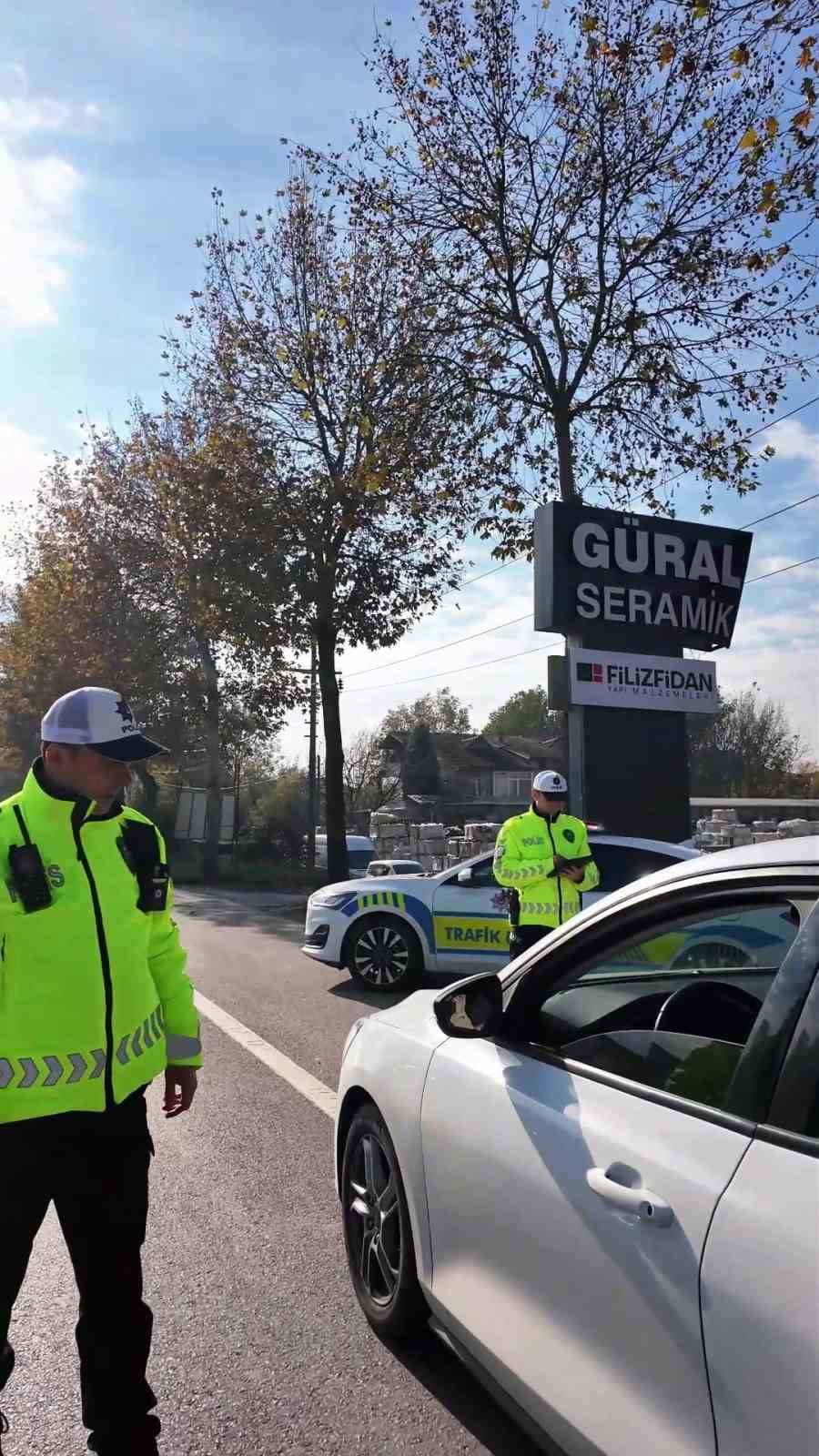 Trafik denetimlerinde şeffaflık artıyor: Yaka kameraları devrede 7 trafik denetimlerinde seffaflik artiyor yaka kameralari devrede 3 rZEmEvnh