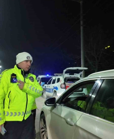 trafik-denetimlerinde-seffaflik-artiyor-yaka-kameralari-devrede-kJQV7GNc.jpg