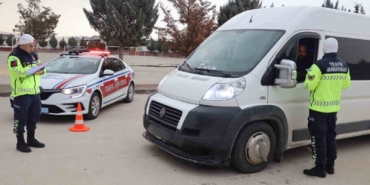 trafik-jandarmasi-okul-servis-denetimlerine-basladi-eg1M3e1i.jpg