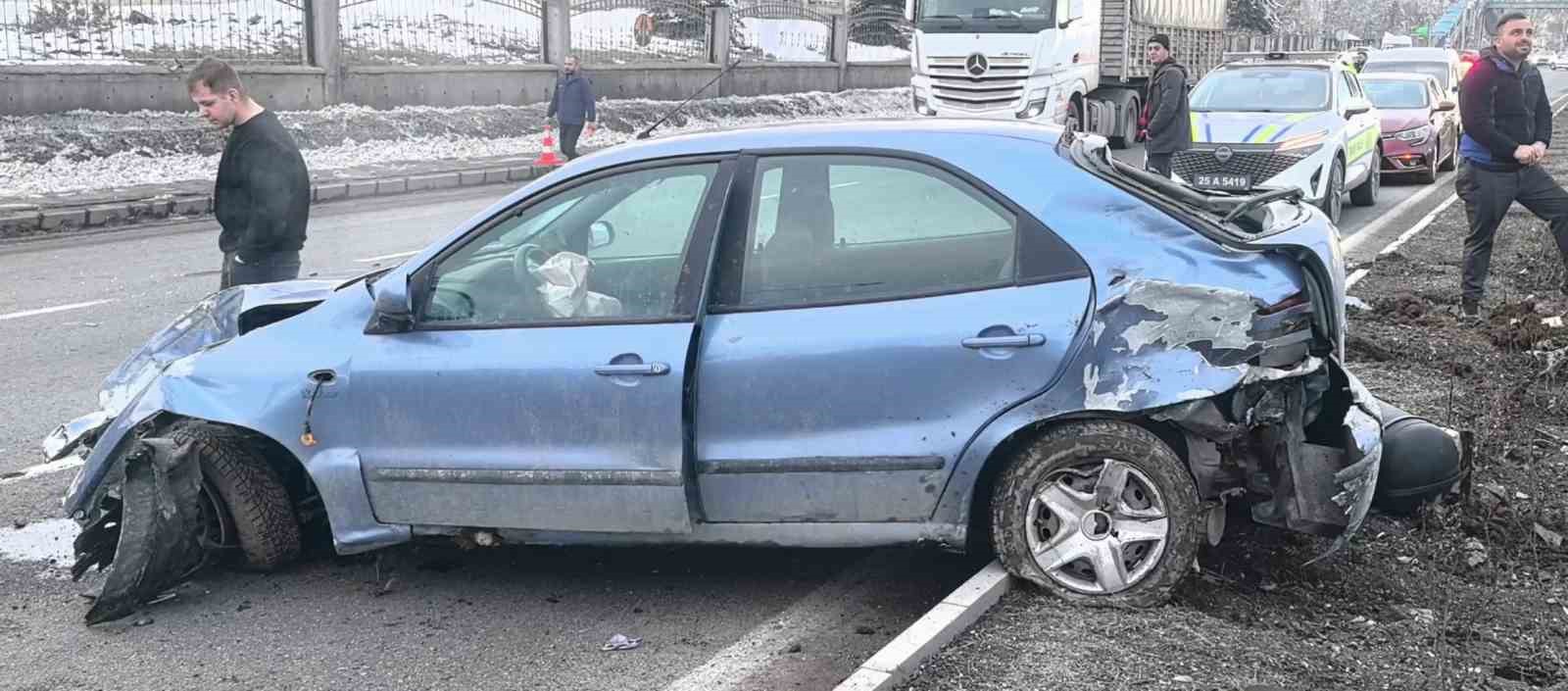trafik kazasi sonrasi aractan kopan lpg tanki korku dolu anlar yasatti 4