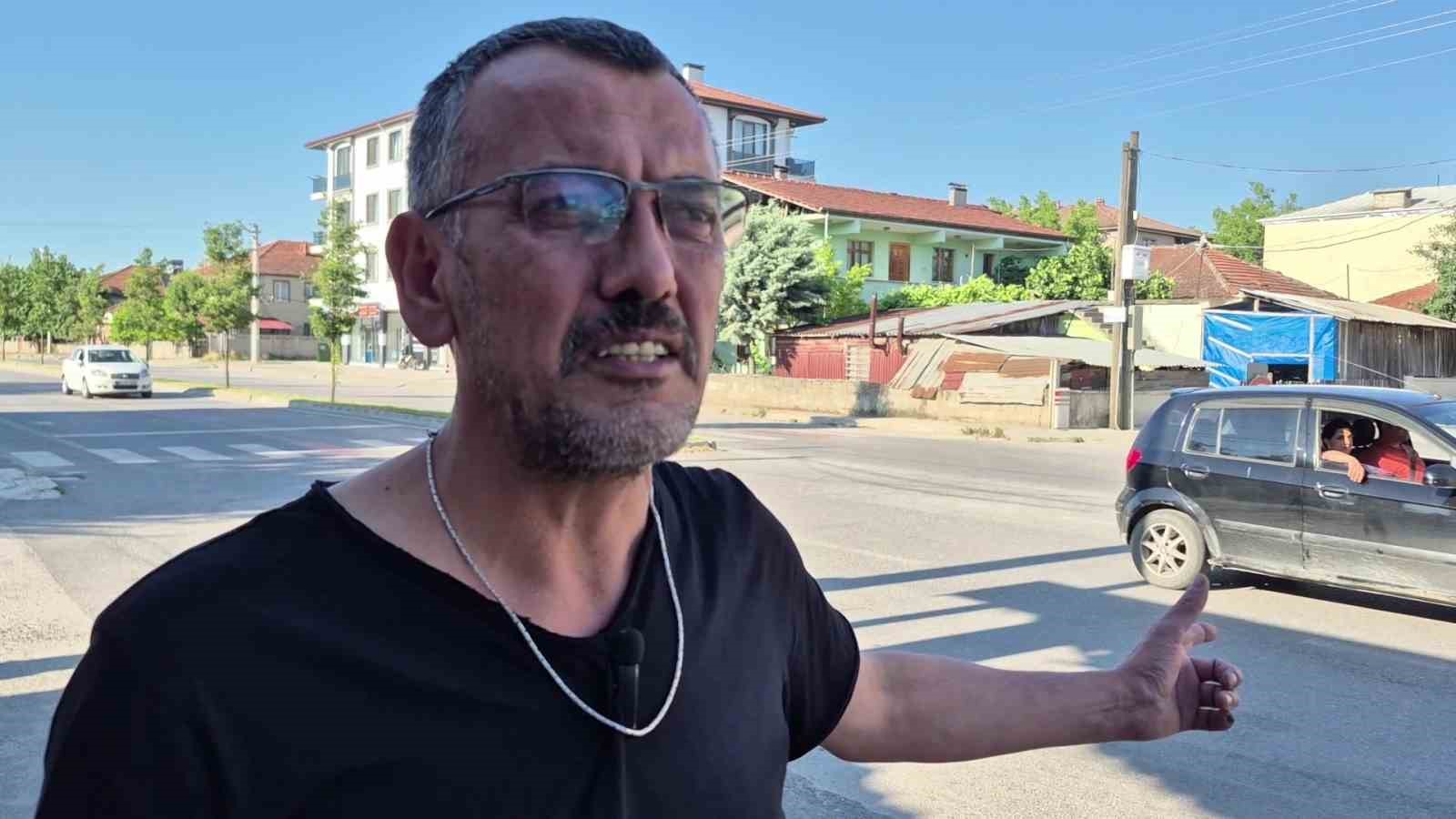 trafik kazasi sonrasi cikan kavgaya tazyikli su mudahalesi 0 f59JY1SM