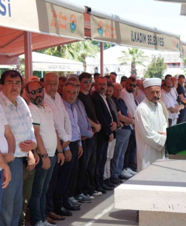 trafik-kazasinda-hayatini-kaybeden-genc-motosikletci-son-yolculuguna-ugurlandi-vSVcL3TQ.jpg