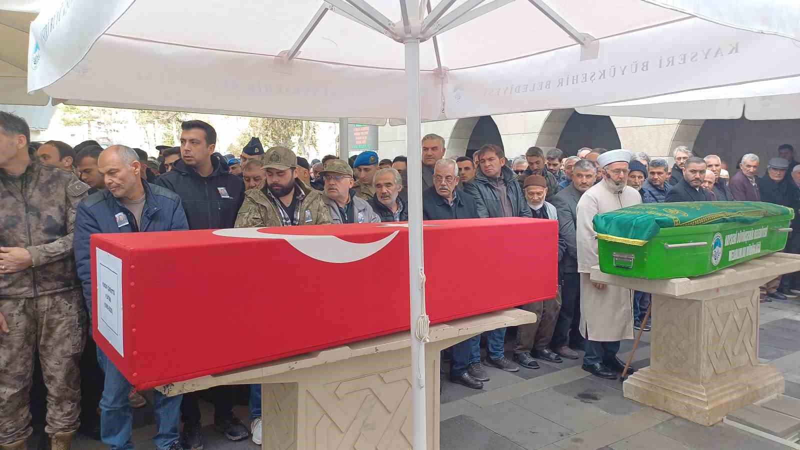 trafik kazasinda hayatini kaybeden genc ustegmen topraga verildi 3 unWPq2jS