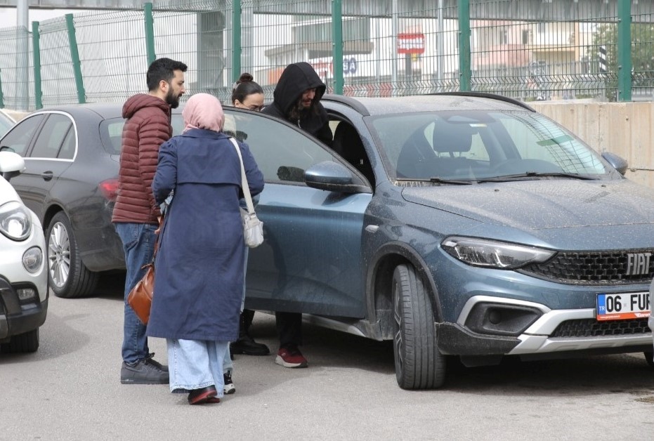 Trafik kazasında hayatını kaybeden küçük çocuğun cenazesi teslim alındı 10 trafik kazasinda hayatini kaybeden kucuk cocugun cenazesi teslim alindi 6 5FpTOPai