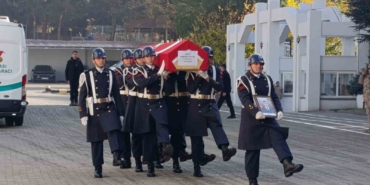 trafik-kazasinda-hayatini-kaybeden-uzman-cavus-icin-toren-duzenlendi-6LHWF9VI.jpg