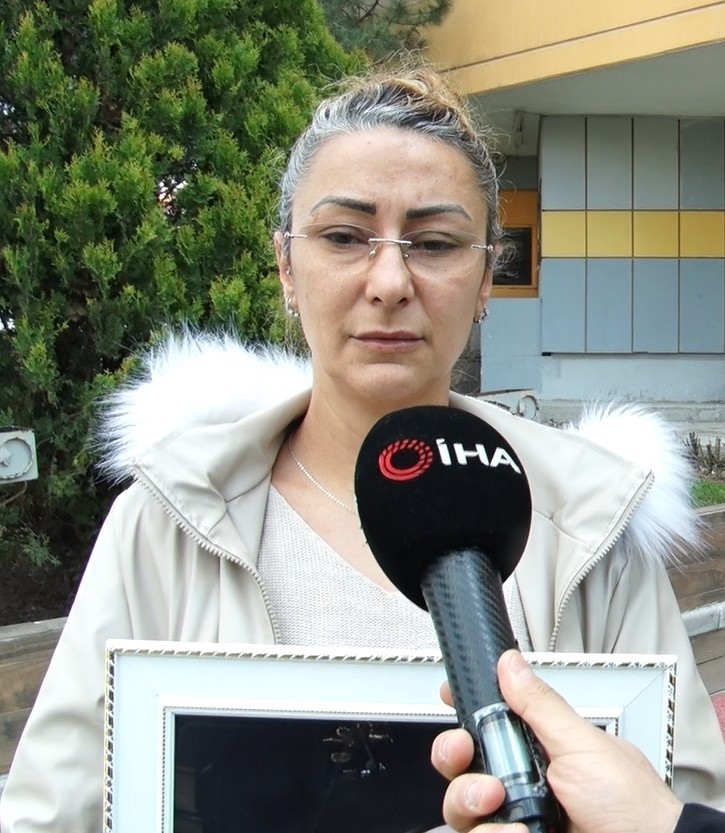 trafik kazasinda kizini kaybeden aile tehdit mesaji aldiklarini iddia etti sikayetinizi geri cekmezsiniz mezarini XiG5F2sR