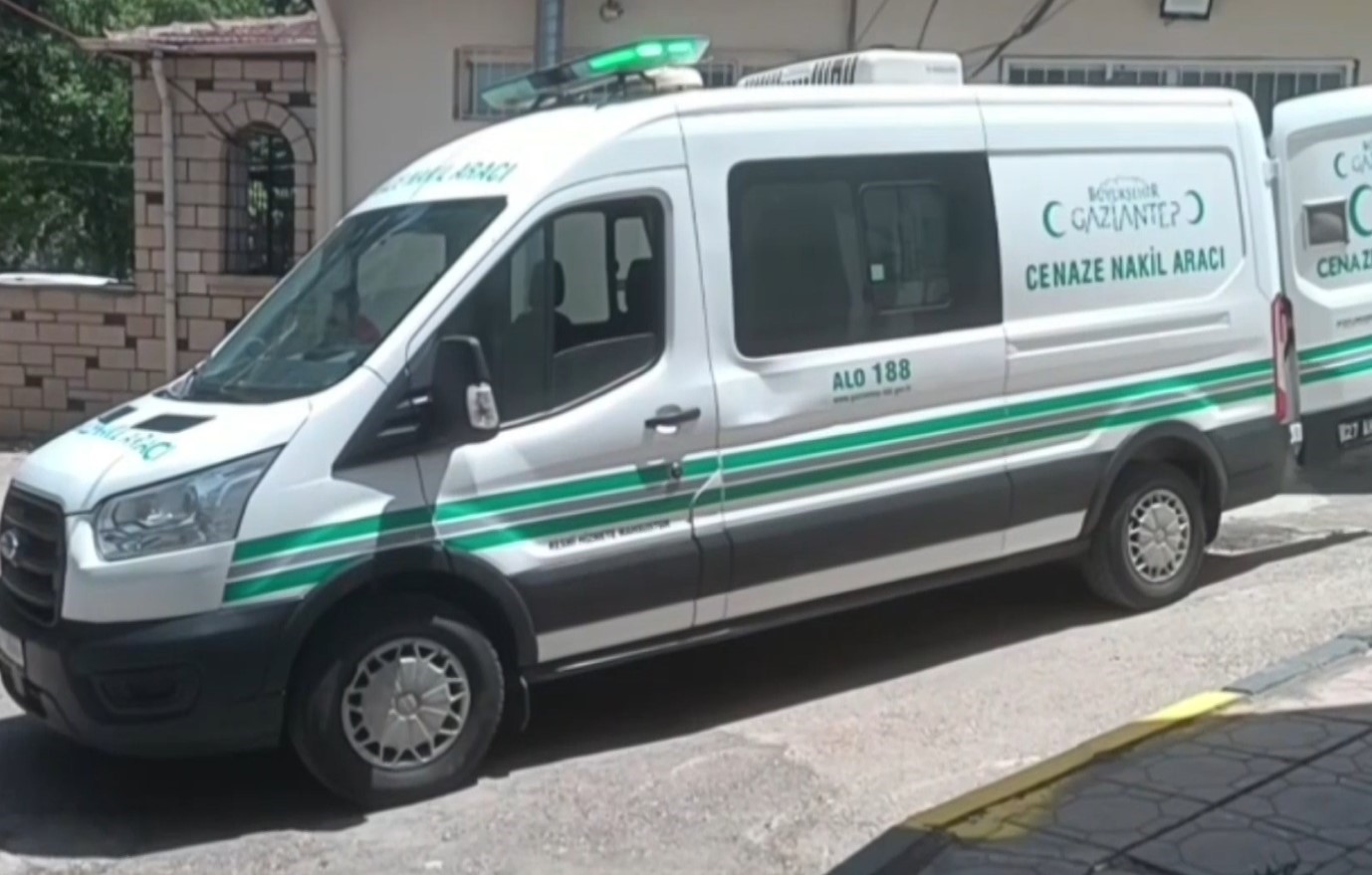 Trafik kazasında yaralanan mahalle muhtarı hastanede hayatını kaybetti 5 trafik kazasinda yaralanan mahalle muhtari hastanede hayatini kaybetti 1 fak8F9uV