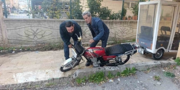 trafik-polisini-gorunce-motosikleti-birakip-kacti-3Nkpv3kI.jpg