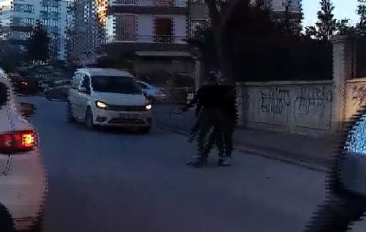 trafik tartismasinda yumruklar konustu 1 TFw8HMYP