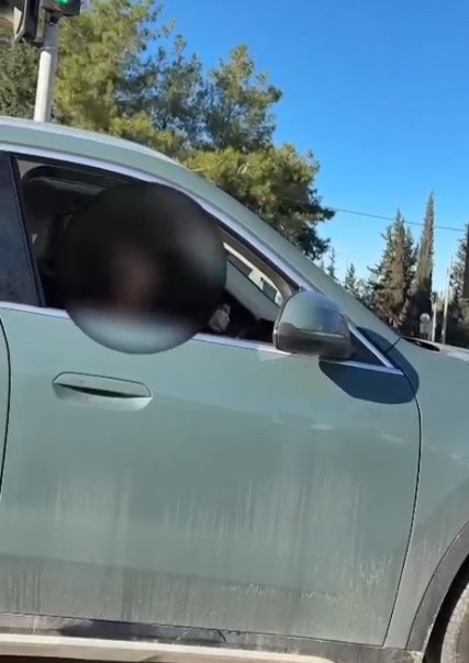 trafikte doktorun hakaretlerine maruz kalan genc konustu 2 QC3mHwCE