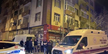 trafikte-garip-olay-taksiciye-kizan-yaya-cilgina-dondu-fLIdpVlS.jpg