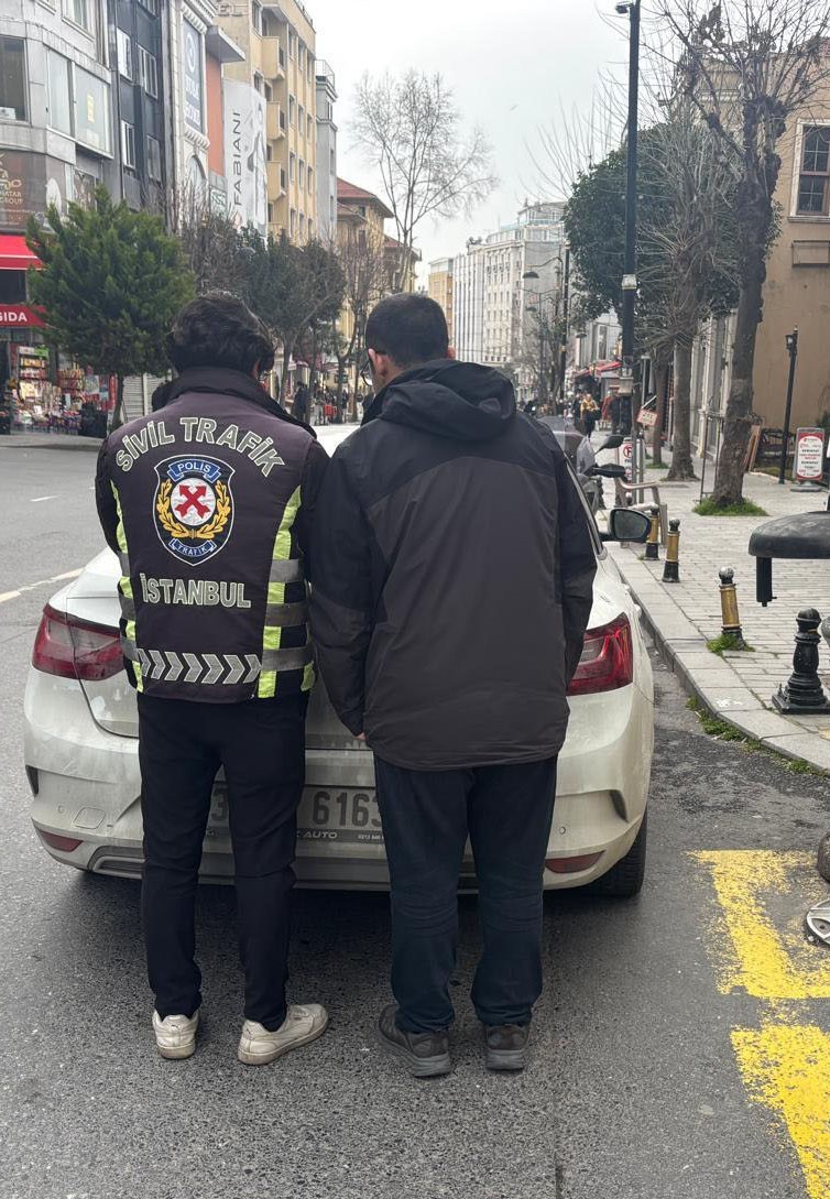trafikte hem drift hem de makas attilar ehliyeti daimi olarak iptal edildi 3