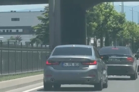 ‘Bir kafeden daha fazlası’ yazısını fark etti, ağacı sırtlayıp gitti O anlar kamerada 1 thumbnail