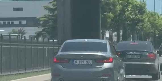 trafikte-tehlikeli-seyreden-surucuye-22-bin-lira-ceza-qG4AtrgN.jpg