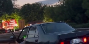 trafikte-yok-artik-dedirten-anlar-kamerada-ZdBlS6X7.jpg