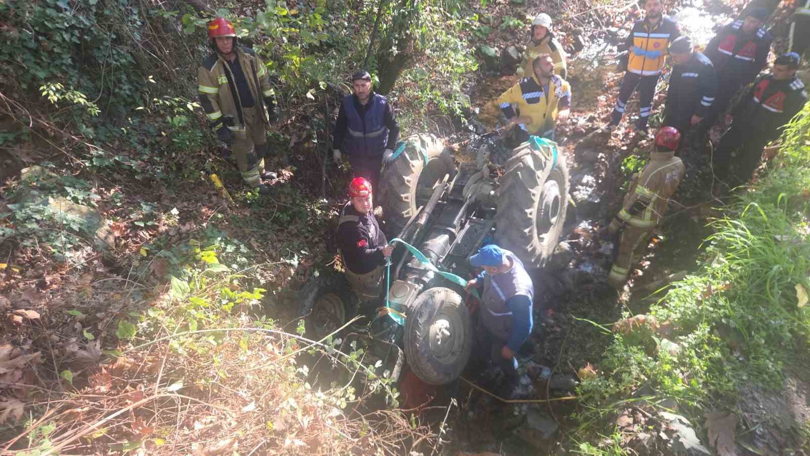 traktor altinda can pazari 0 JAYhUlSX