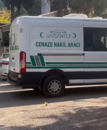 traktor-kazasinda-hayatini-kaybeden-ciftcinin-cenazesi-ailesine-teslim-edildi-N25NsHSw.jpg