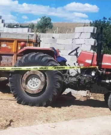 traktor-romorkundan-dusen-adam-hayatini-kaybetti-HfyIS1Ri.jpg