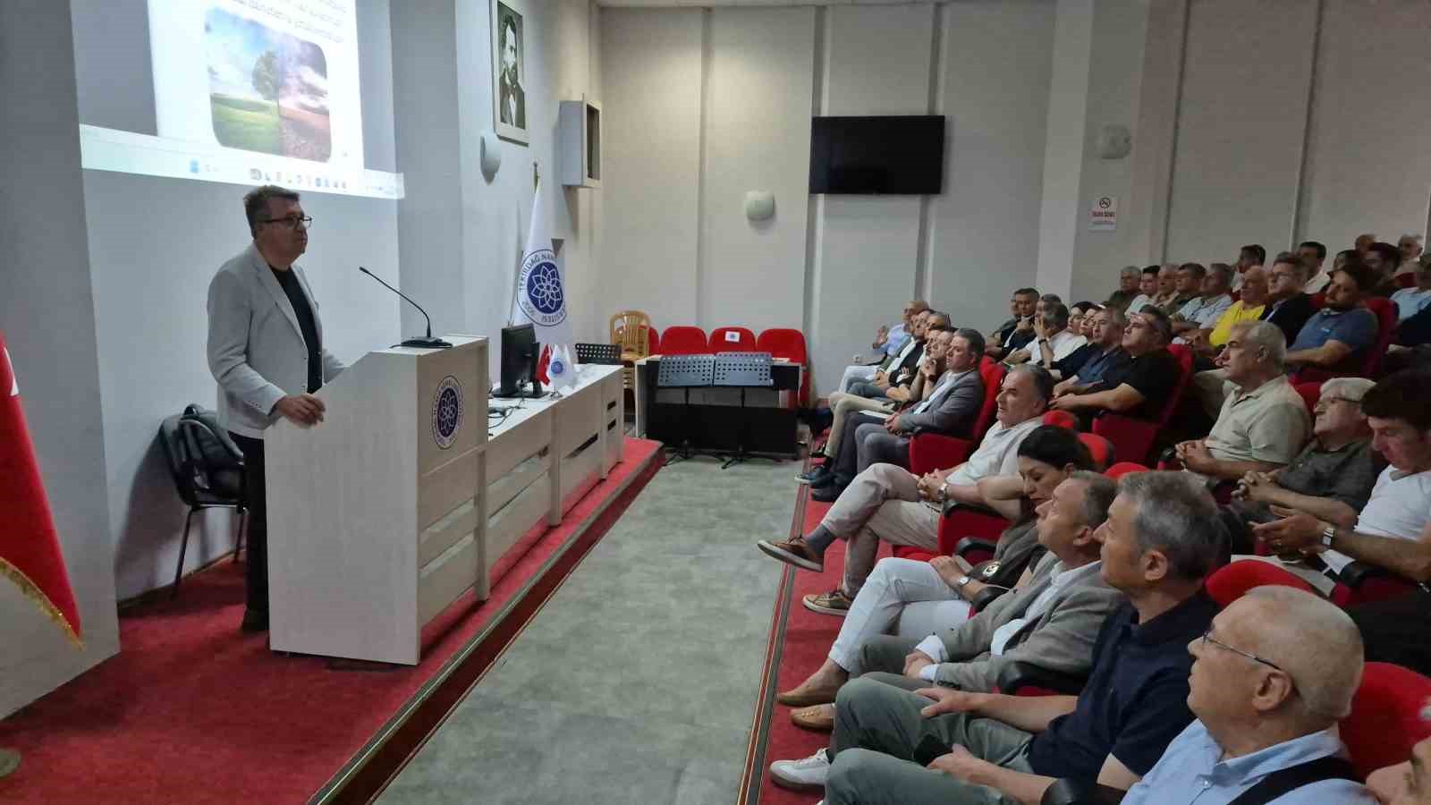 Trakya’da anıza ekim ve iklim değişikliği masaya yatırıldı 4 trakyada aniza ekim ve iklim degisikligi masaya yatirildi 0 6enB7cn1